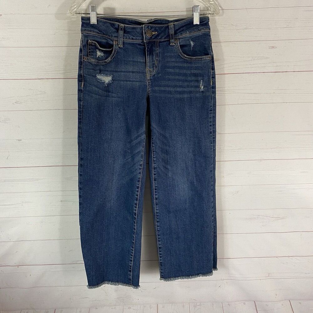 Maurices Womens Mid Rise Cropped Jeans Sz 2 Blue Stretch Straight Leg